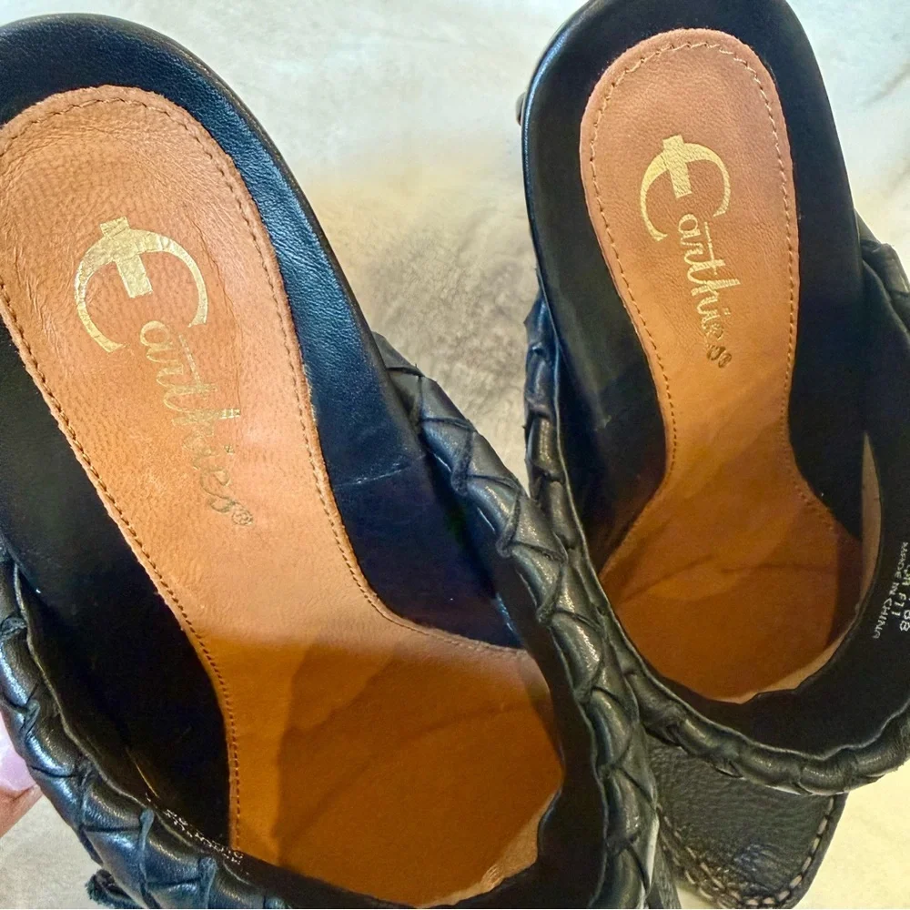 Earthies Black Leather Clogs with Braided Accent - Picture 11 of 12